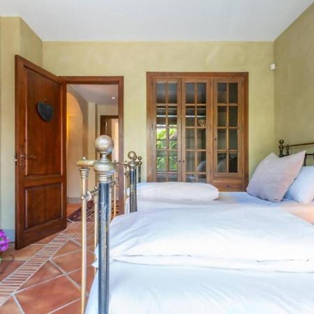 Villa Casa Sol Encantadora Villa Con Piscina ماربيا المظهر الخارجي الصورة