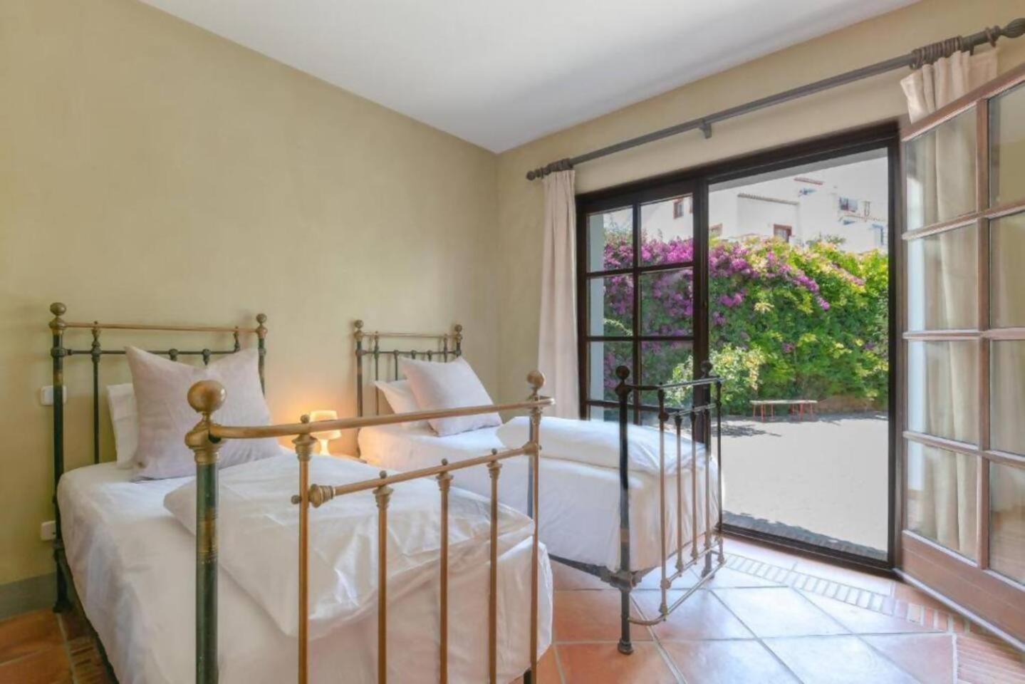 Villa Casa Sol Encantadora Villa Con Piscina ماربيا المظهر الخارجي الصورة