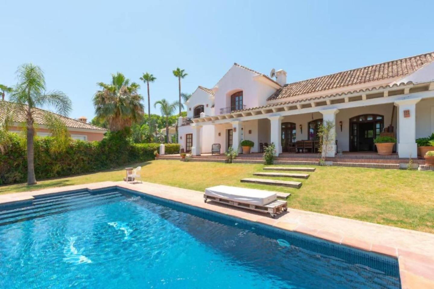 Villa Casa Sol Encantadora Villa Con Piscina ماربيا المظهر الخارجي الصورة