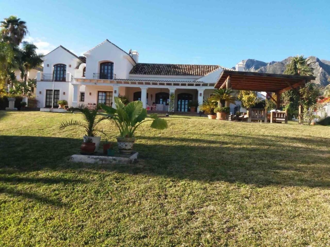 Villa Casa Sol Encantadora Villa Con Piscina ماربيا المظهر الخارجي الصورة