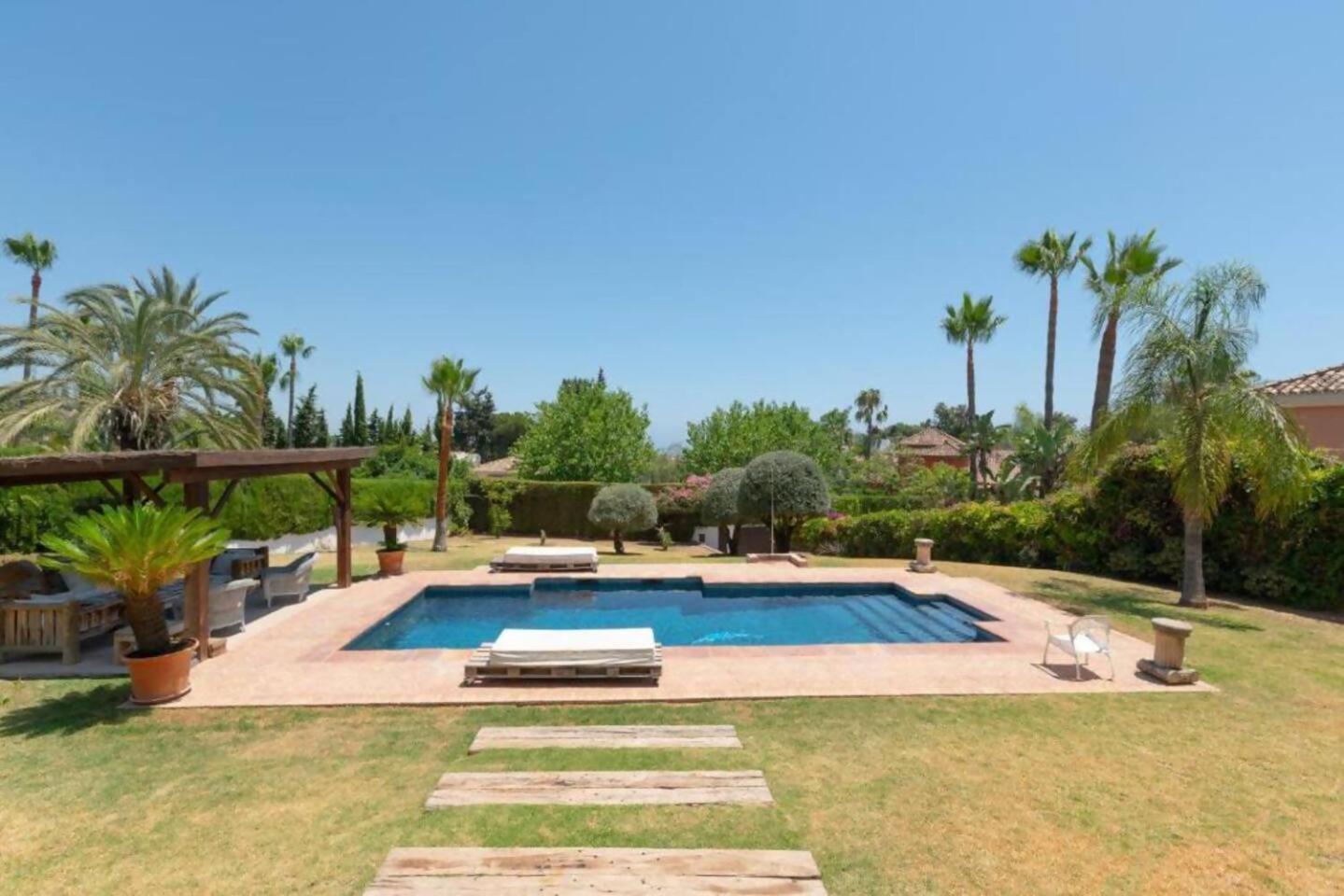 Villa Casa Sol Encantadora Villa Con Piscina ماربيا المظهر الخارجي الصورة